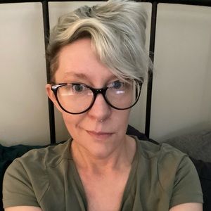 Meet your Posher, Mitzi